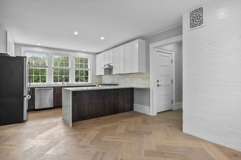 Interior, Kitchen, Recessed Lighting, Wood Texture Flooring