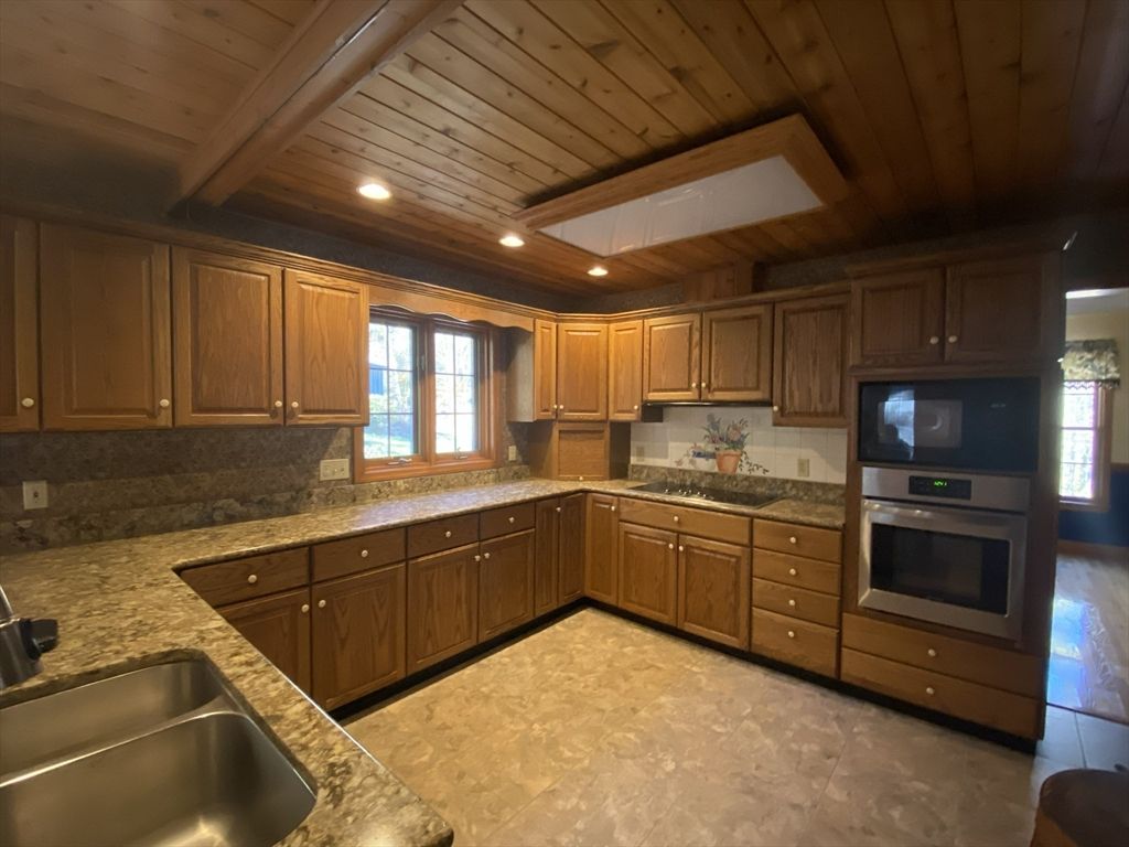 Interior, Kitchen, Recessed Lighting, Wooden Ceilings