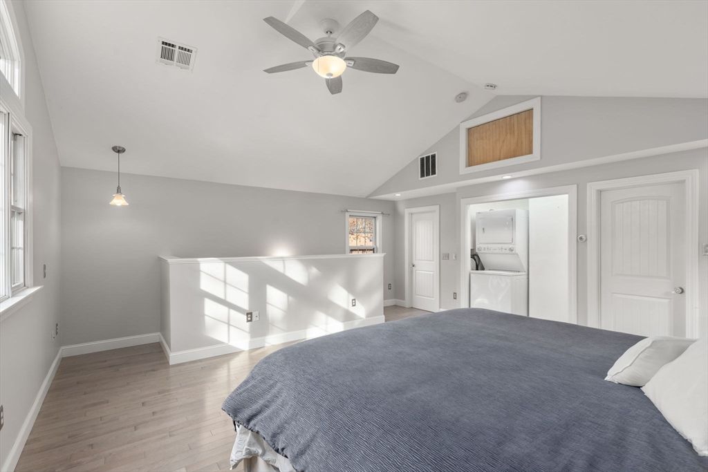 Bedroom, Interior, Pendant Lights, Wood Texture Flooring