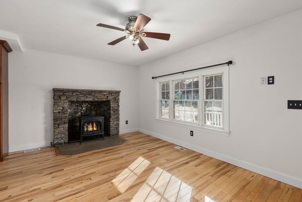 Empty room, Fireplace, Interior, Wood Texture Flooring