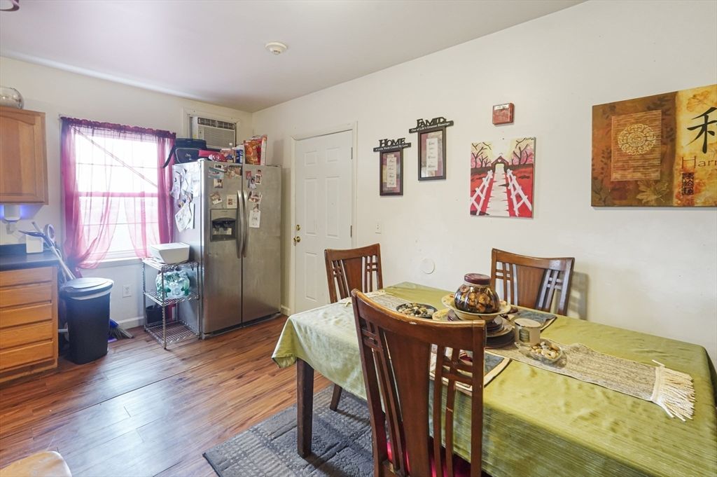 Dining room, Interior, Wood Texture Flooring