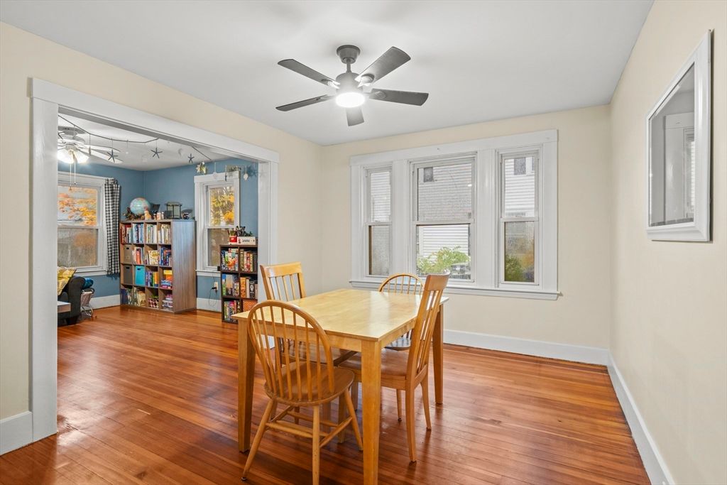 Dining room, Interior, Wood Texture Flooring