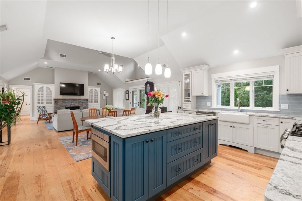 Dining room, Fireplace, Interior, Kitchen, Living room, Pendant Lights, Recessed Lighting, Wood Texture Flooring