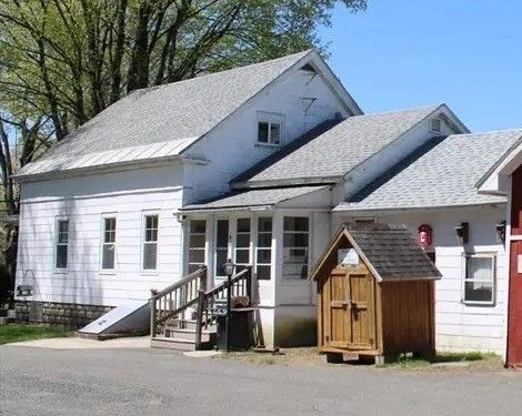 Exterior, Facade, Cape Cod