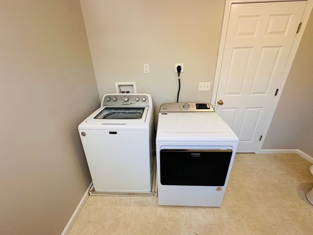 Interior, Washer