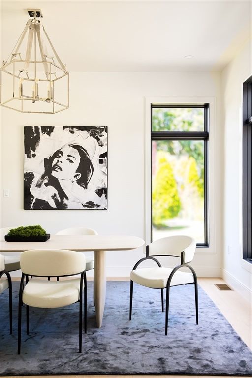 Chandelier, Dining room, Interior