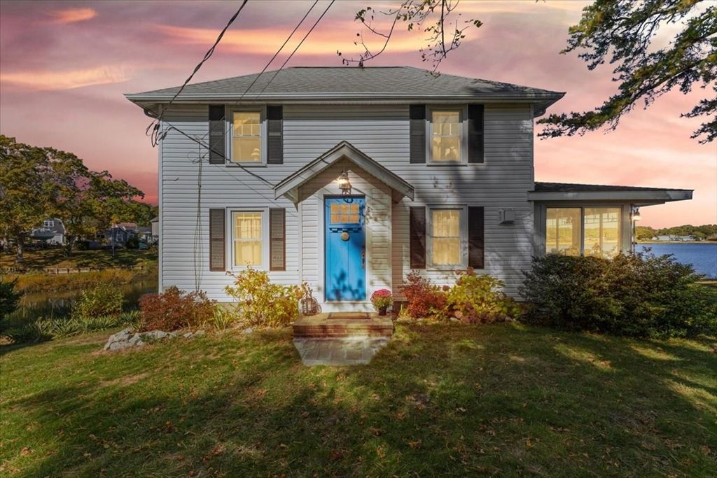 Exterior, Facade, Georgian