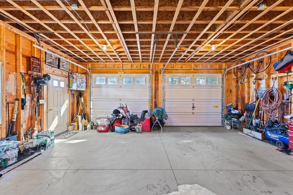 Garage, Interior, Wooden Beams, Wooden Ceilings, Wooden Walls