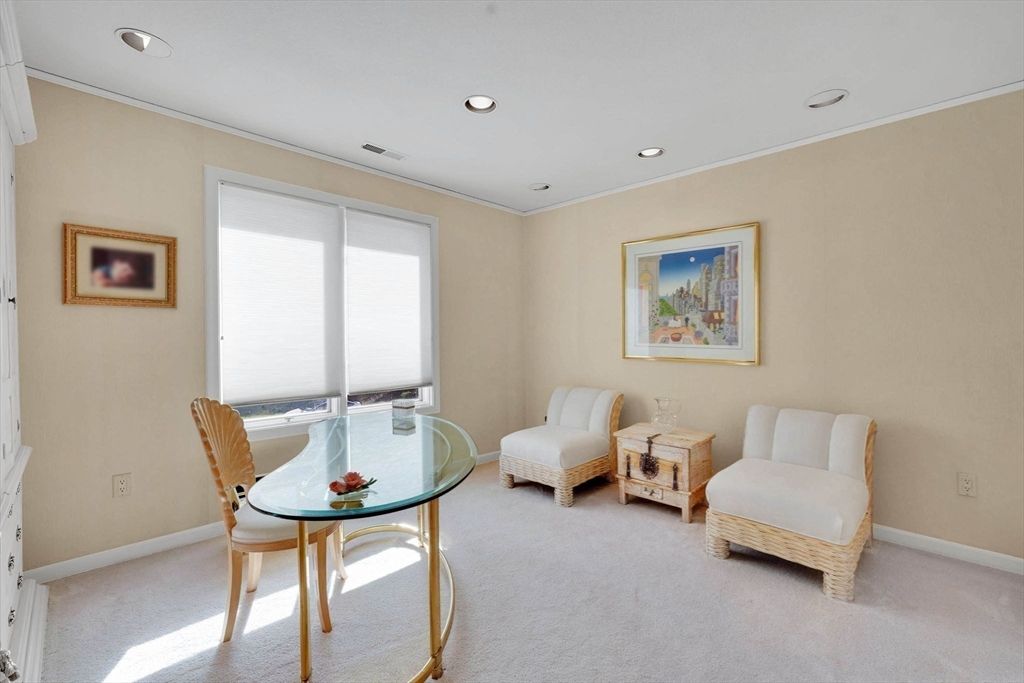 Dining room, Interior, Recessed Lighting