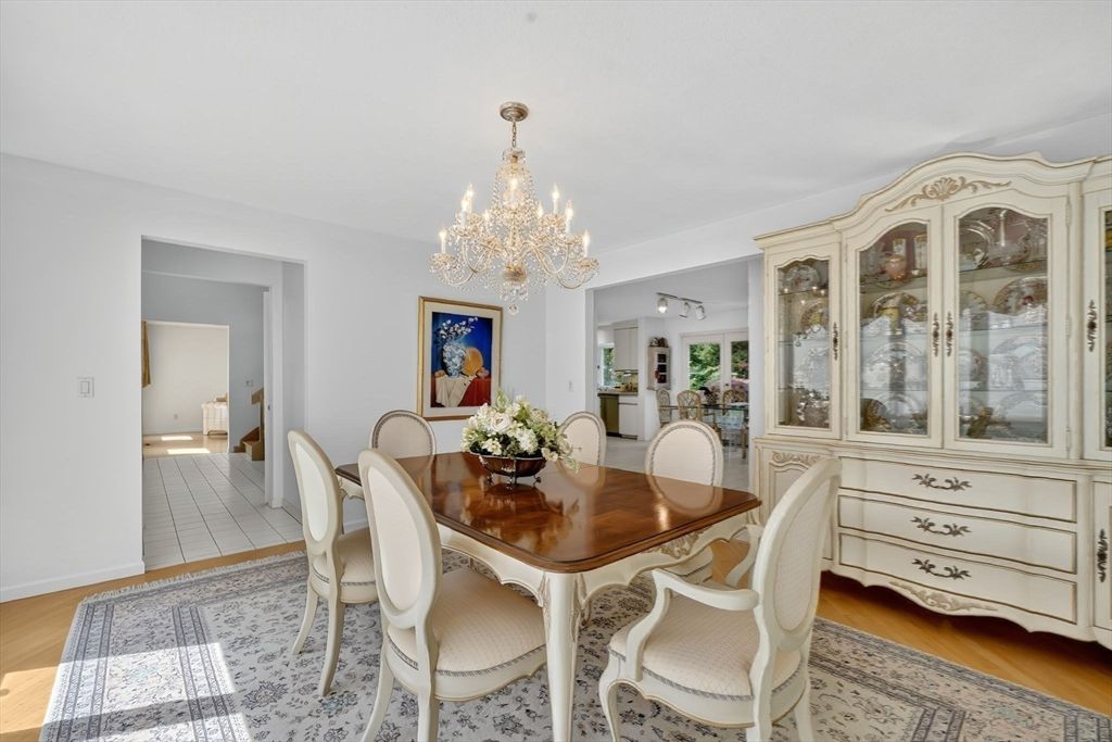 Chandelier, Dining room, Interior, Wood Texture Flooring
