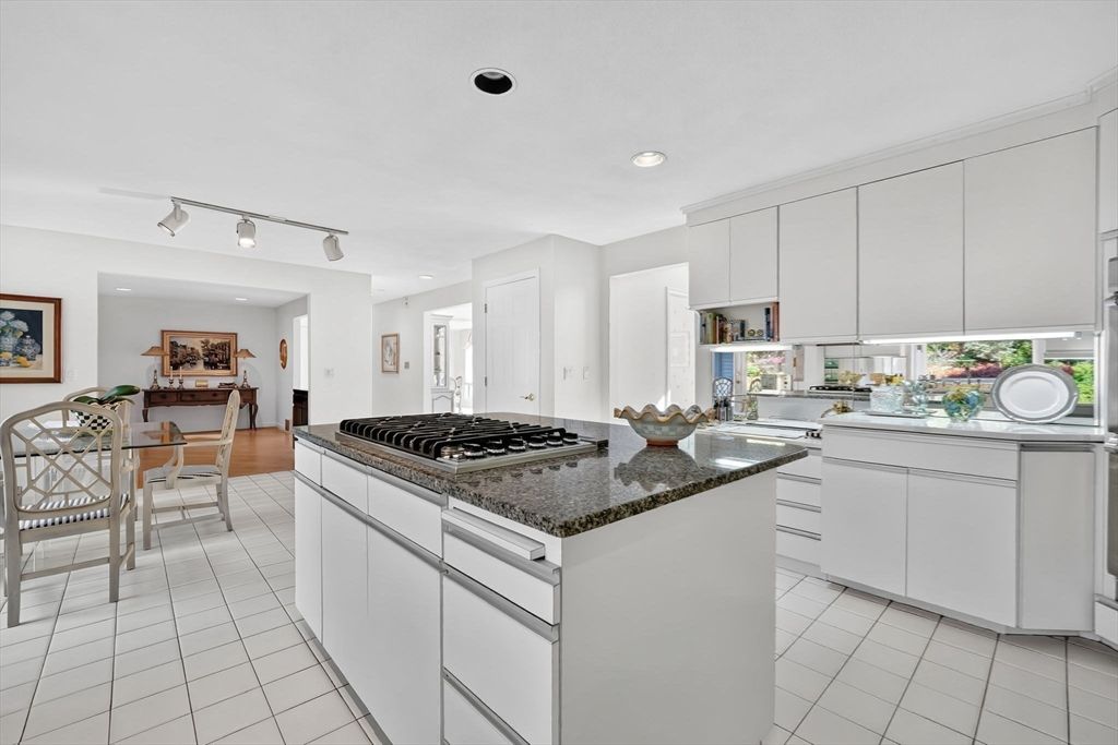 Dining room, Interior, Kitchen, Recessed Lighting