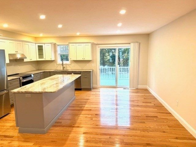 Interior, Kitchen, Recessed Lighting, Wood Texture Flooring