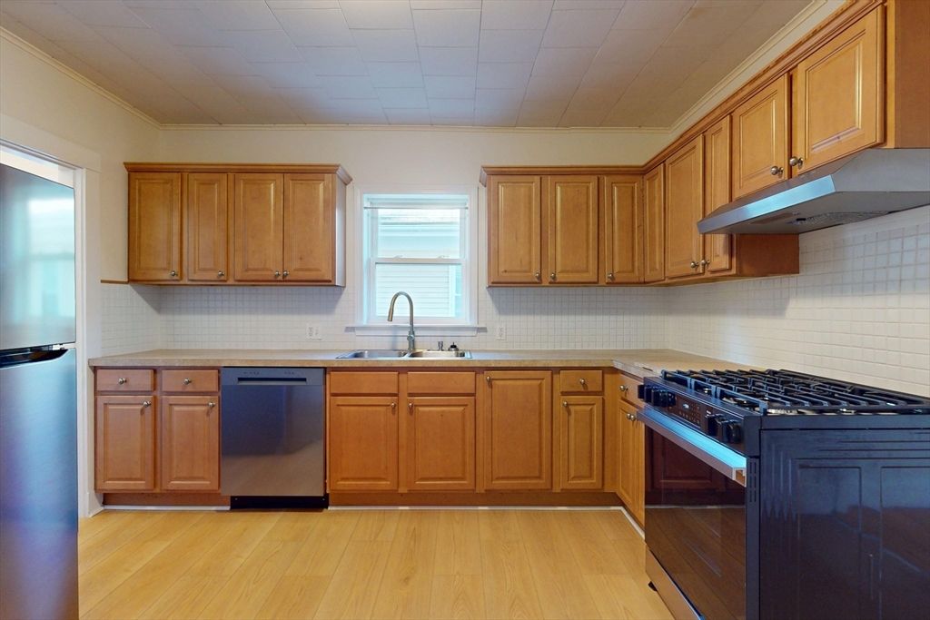 Interior, Kitchen, Stainless Steel Appliances, Wood Texture Flooring