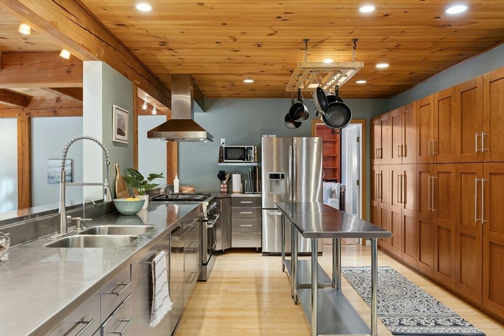 Interior, Kitchen, Recessed Lighting, Stainless Steel Appliances, Wooden Beams, Wooden Ceilings, Wood Texture Flooring