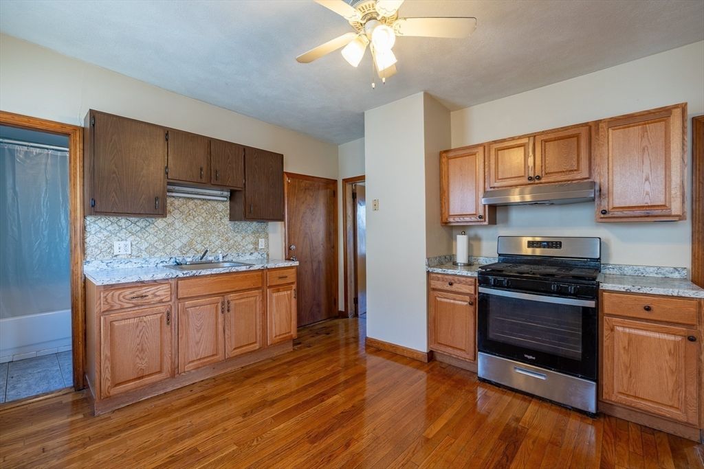 Interior, Kitchen, Wood Texture Flooring