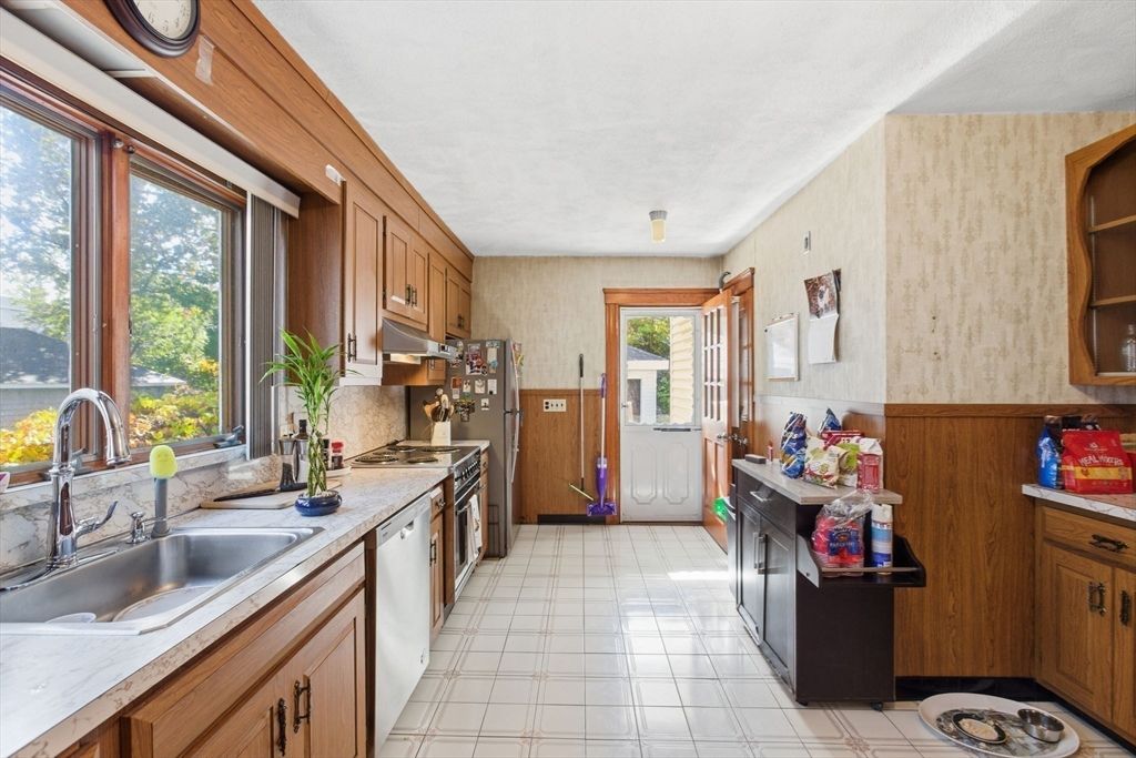 Interior, Kitchen