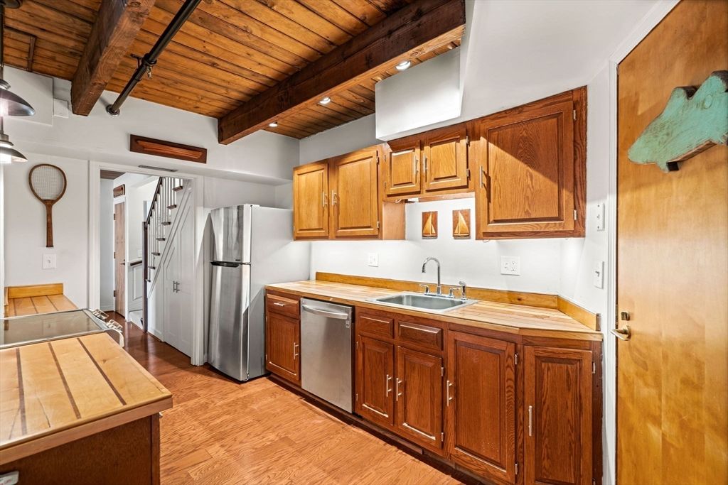 Interior, Kitchen, Recessed Lighting, Stainless Steel Appliances, Wooden Beams, Wooden Ceilings, Wood Texture Flooring