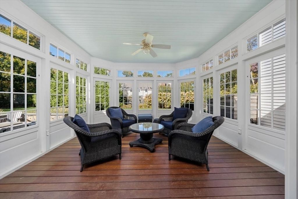 Interior, Sun Room, Wood Texture Flooring