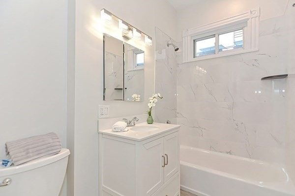 Bathroom, Interior, Marble Walls