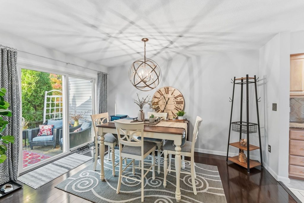Chandelier, Dining room, Interior, Pendant Lights, Wood Texture Flooring