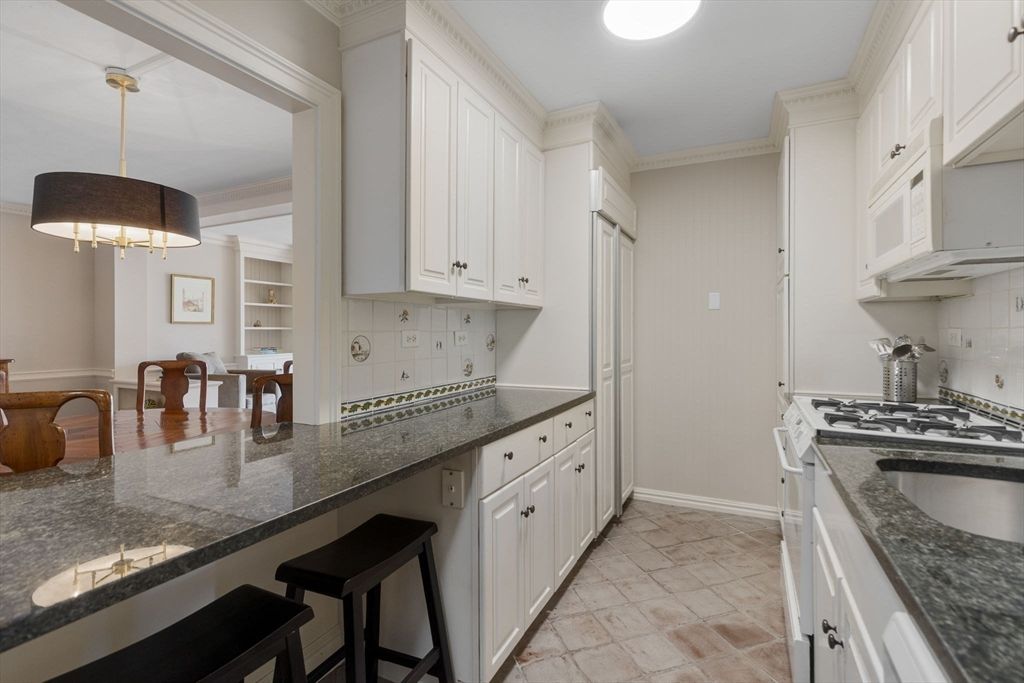 Interior, Kitchen, Pendant Lights