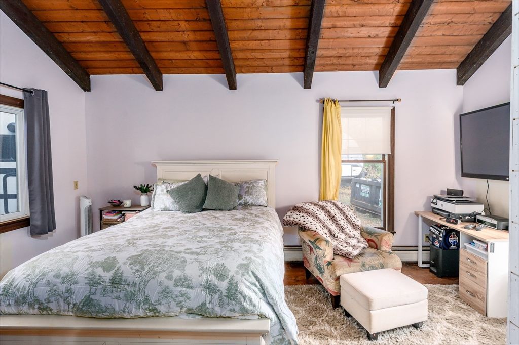 Bedroom, Interior, Wooden Beams, Wooden Ceilings, Wood Texture Flooring