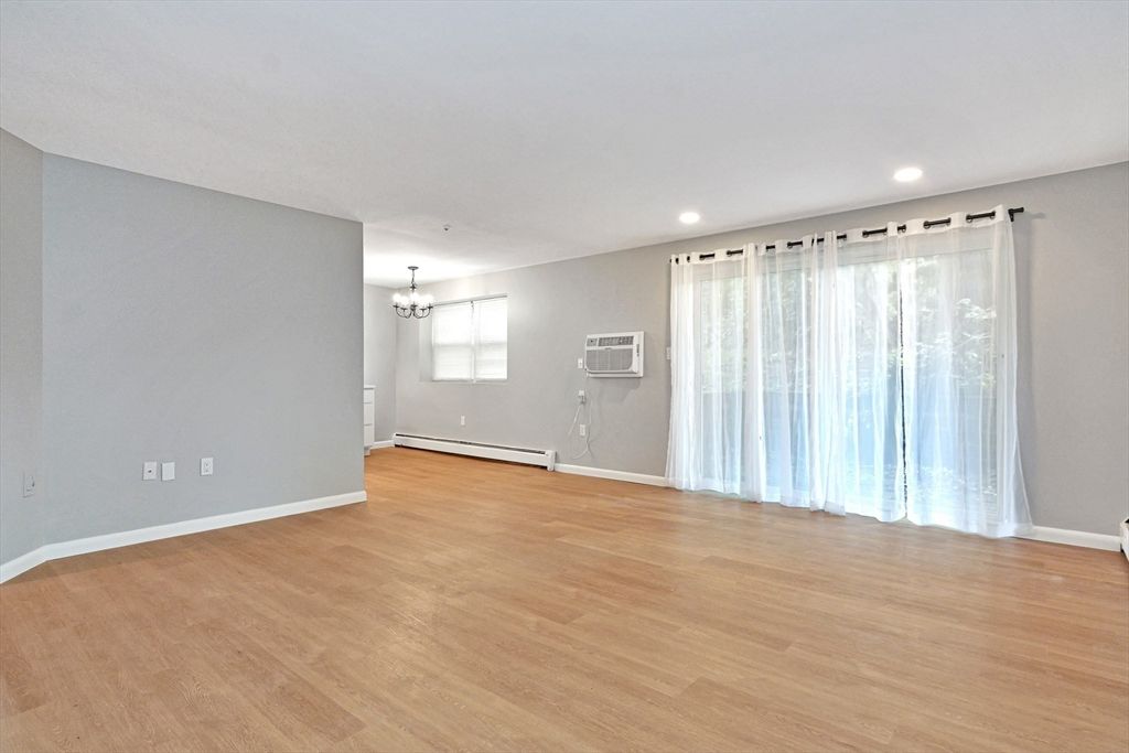 Chandelier, Empty room, Interior, Recessed Lighting, Wood Texture Flooring