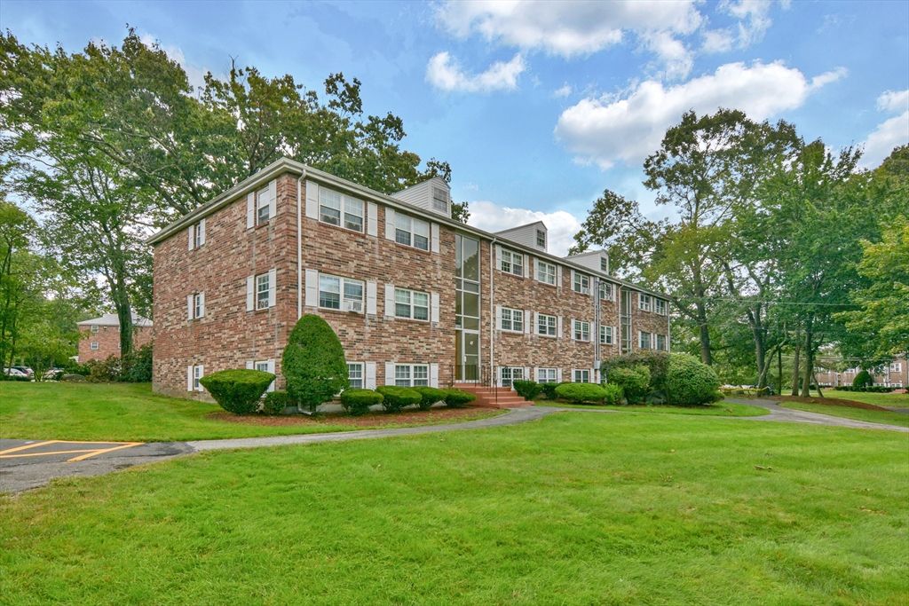 Backyard, Exterior, Facade, Brick Facade, Condo Building