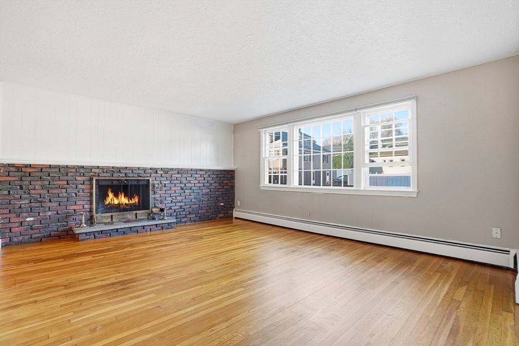 Empty room, Fireplace, Interior, Wood Texture Flooring