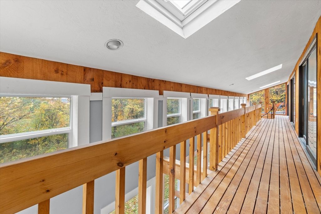 Interior, Recessed Lighting, Wood Texture Flooring, Wooden Walls