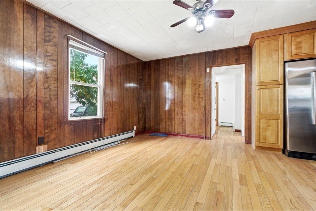 Empty room, Interior, Wood Texture Flooring, Wooden Walls
