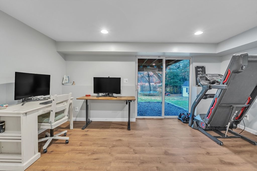 Fitness Equipment, Home Office, Interior, Recessed Lighting, Wood Texture Flooring