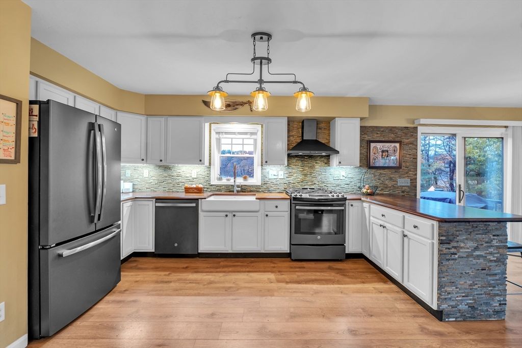 Interior, Kitchen, Pendant Lights, Stainless Steel Appliances, Wood Texture Flooring