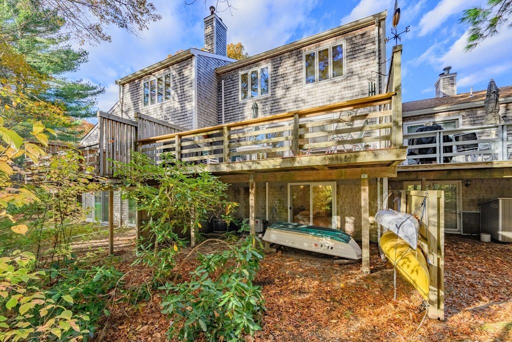 Exterior, Facade, None