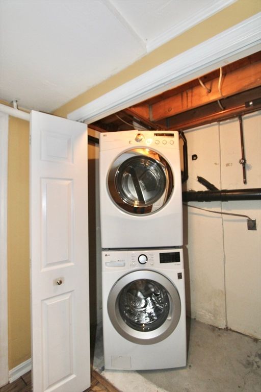 Interior, Utility Closets, Washer