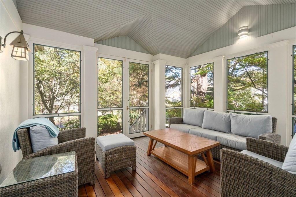 Interior, Living room, Sun Room, Wood Texture Flooring