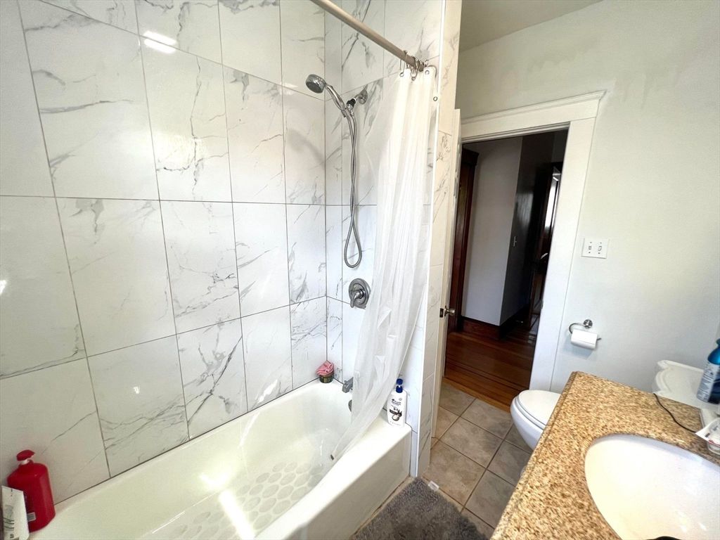 Bathroom, Interior, Marble Walls