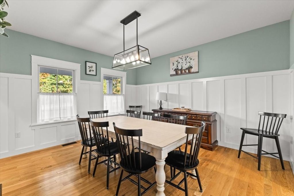 Dining room, Interior, Pendant Lights, Wood Texture Flooring