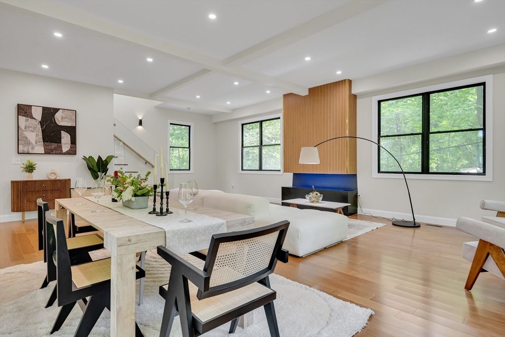 Dining room, Interior, Living room, Recessed Lighting, Wood Texture Flooring