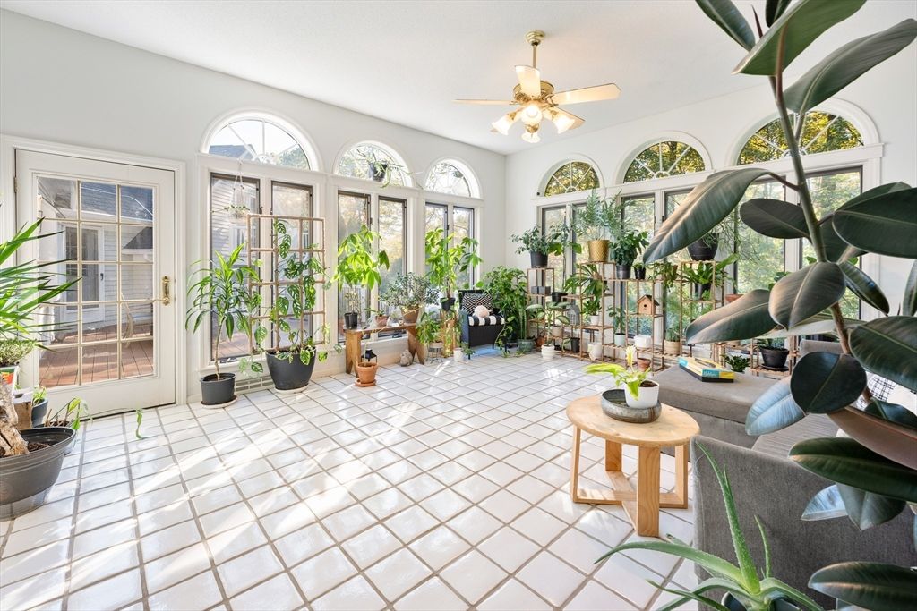Interior, Living room, Sun Room