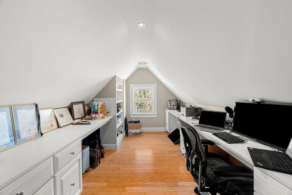 Home Office, Interior, Recessed Lighting, Wood Texture Flooring