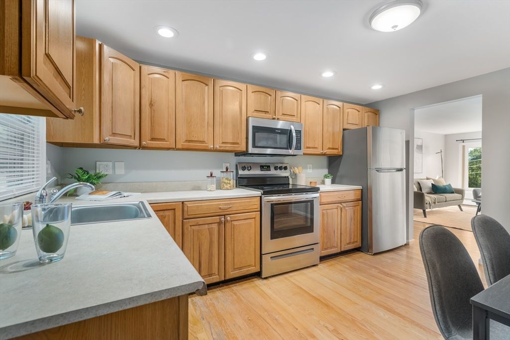 Interior, Kitchen, Recessed Lighting, Wood Texture Flooring