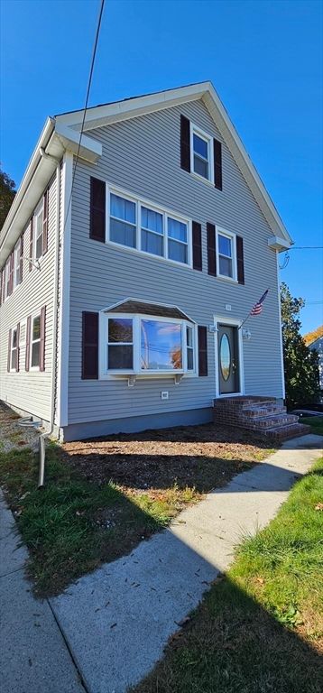 Exterior, Facade, Georgian