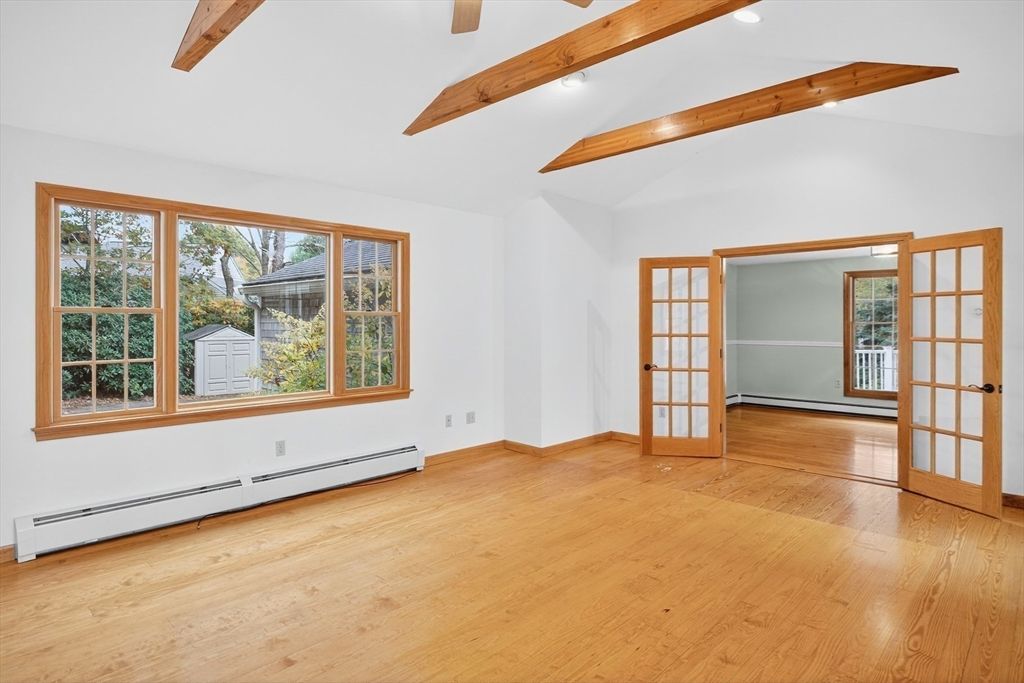 Empty room, Interior, Recessed Lighting, Wooden Beams, Wood Texture Flooring