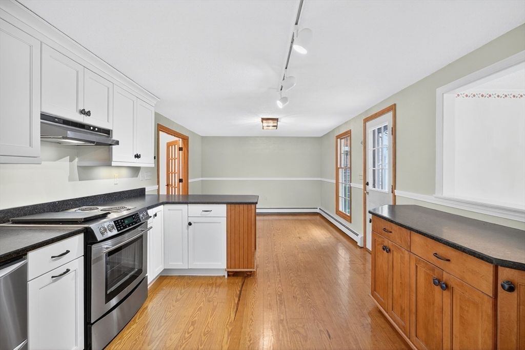 Interior, Kitchen, Stainless Steel Appliances, Wood Texture Flooring