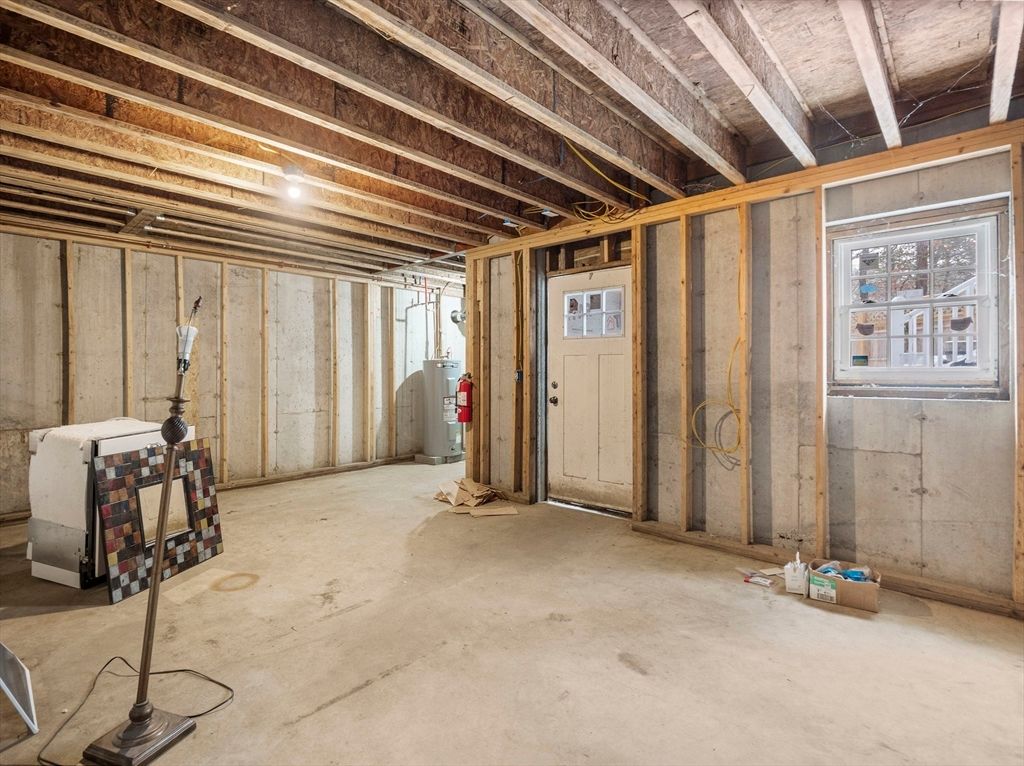 Empty room, Interior, Wooden Beams, Wooden Walls