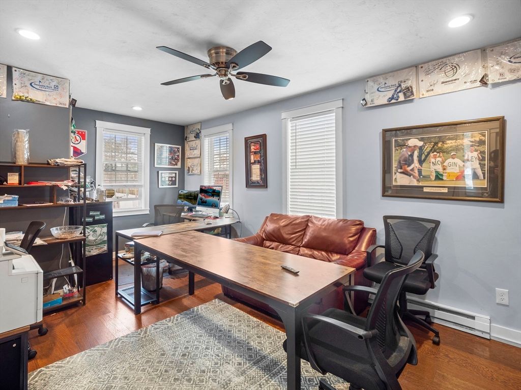 Home Office, Interior, Recessed Lighting, Wood Texture Flooring