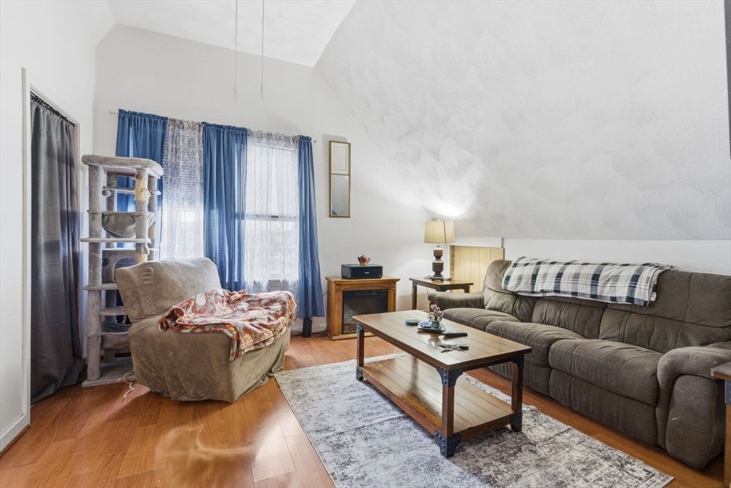 Interior, Living room, Pendant Lights, Wood Texture Flooring