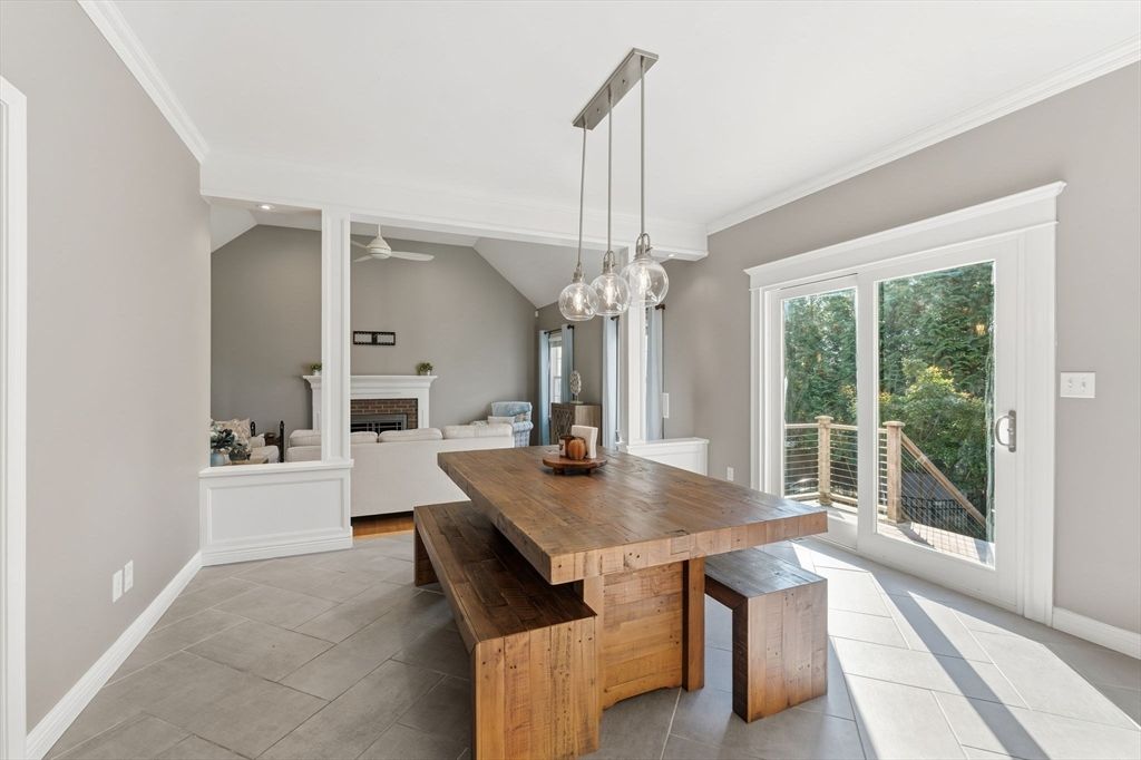 Dining room, Fireplace, Interior, Living room, Pendant Lights, Recessed Lighting