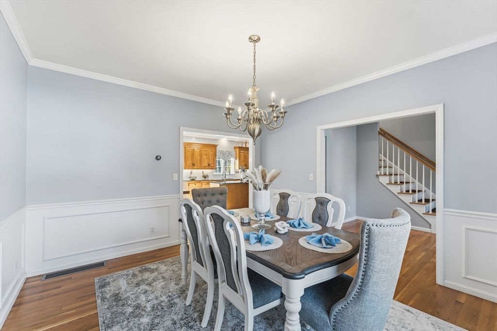 Chandelier, Dining room, Interior, Wood Texture Flooring